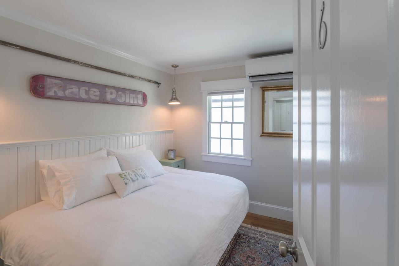 Bed and Breakfast The Clarendon House Provincetown Exterior foto
