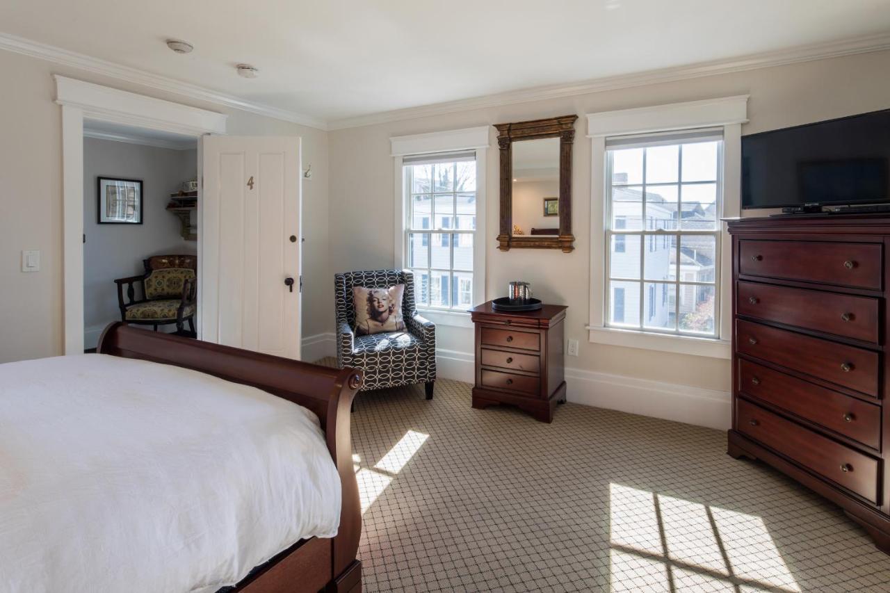 Bed and Breakfast The Clarendon House Provincetown Exterior foto